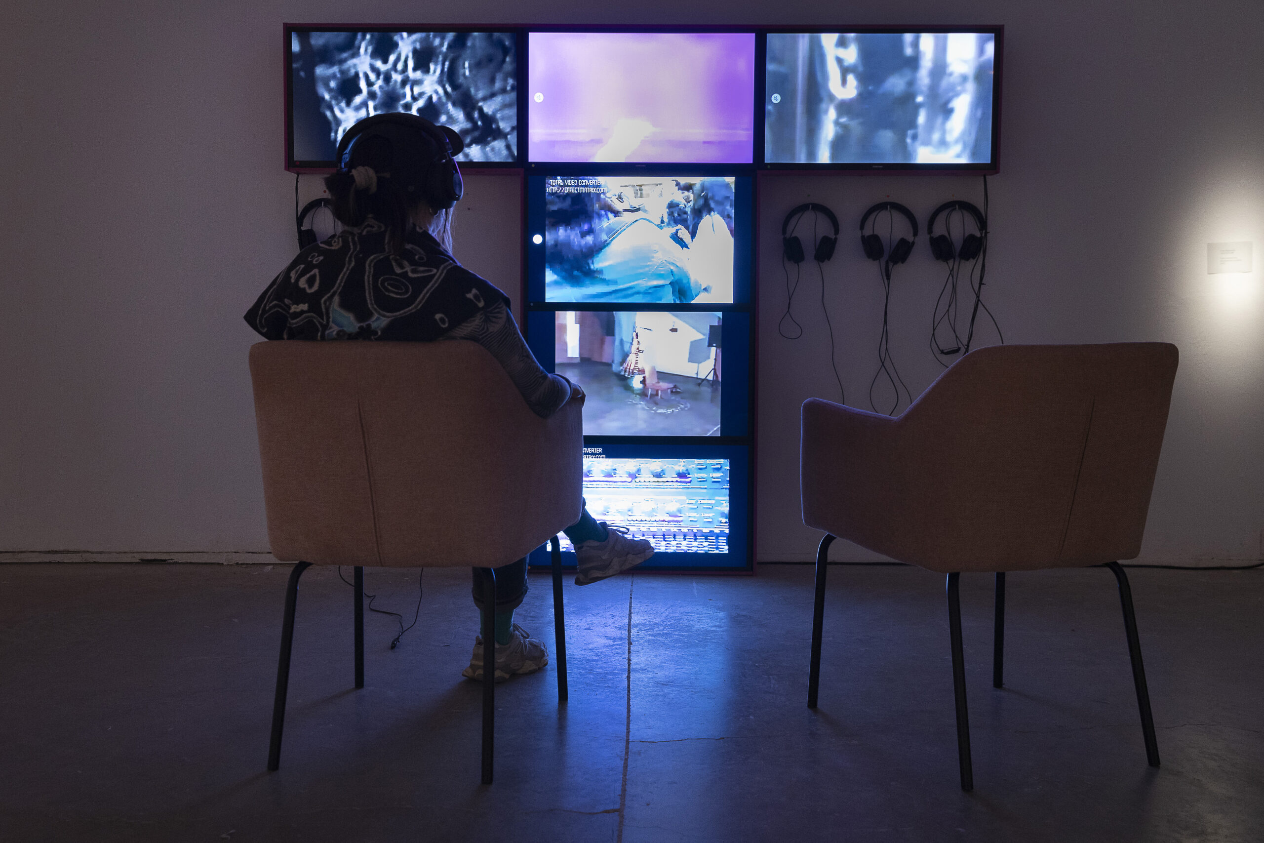 Susurros, Bulla y Paradojas: tentativas para una política de la enunciación